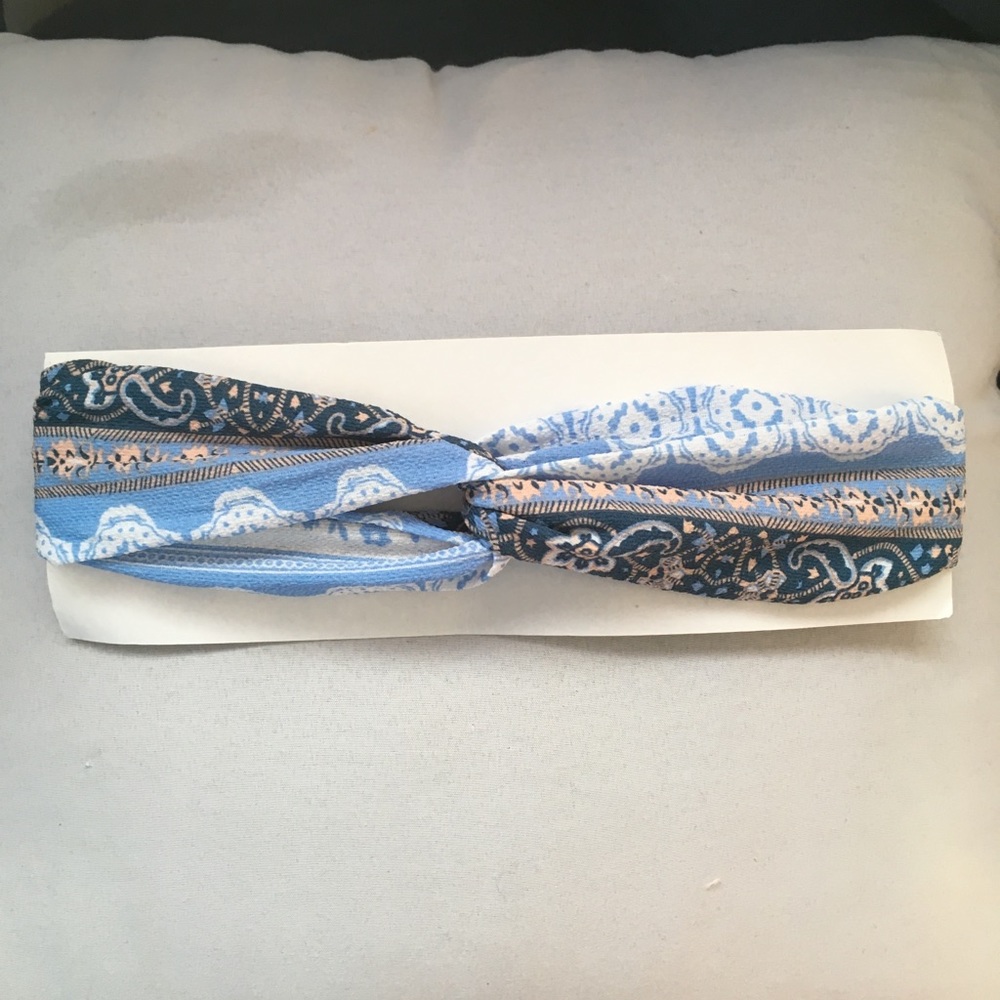 Headband - Picture 3 of 5